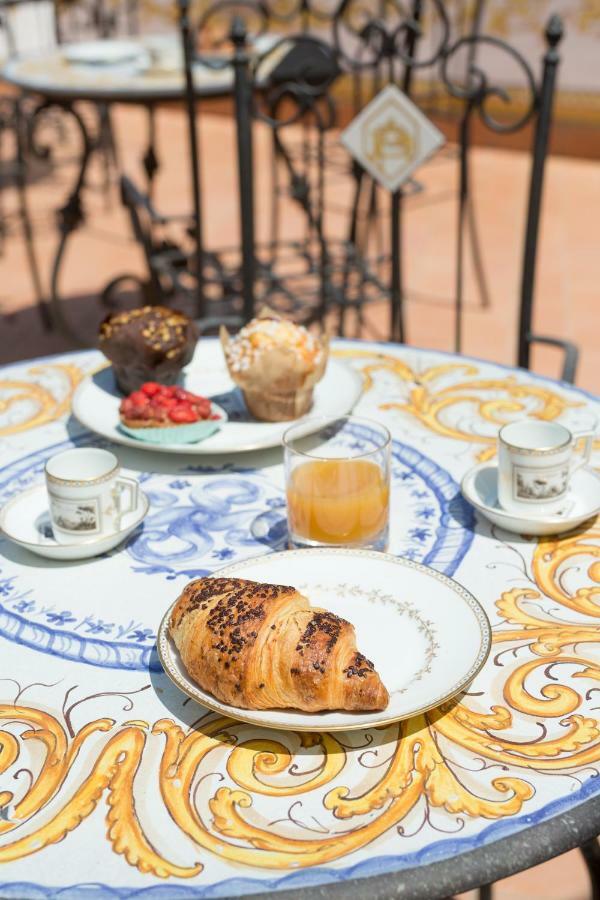 Palazzo Doria D'Angri Bed & Breakfast Napoli Dış mekan fotoğraf