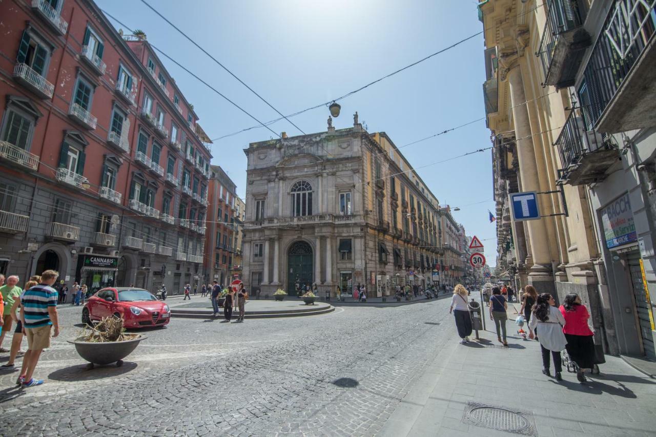 Palazzo Doria D'Angri Bed & Breakfast Napoli Dış mekan fotoğraf