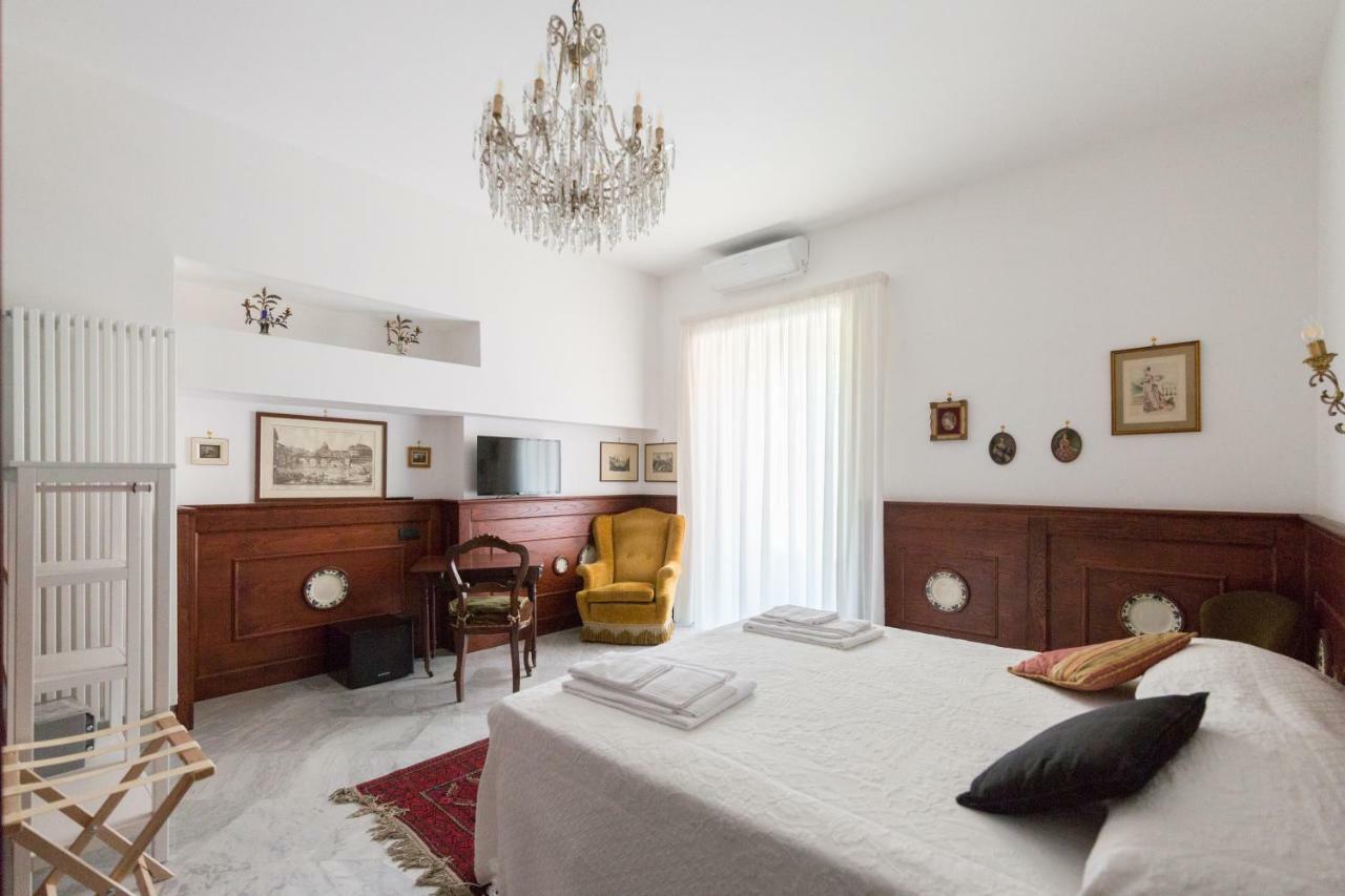 Palazzo Doria D'Angri Bed & Breakfast Napoli Dış mekan fotoğraf